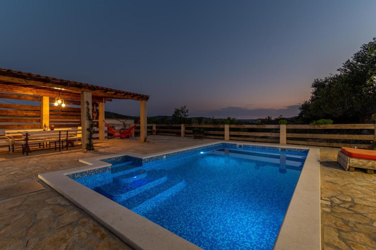 Eden Mediterranean House Vrsine Buitenkant foto