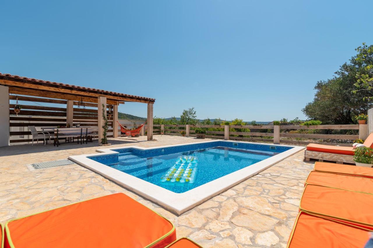Eden Mediterranean House Vrsine Buitenkant foto